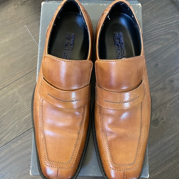 Kenneth Cole brown dress shoes - Picture 2 of 2